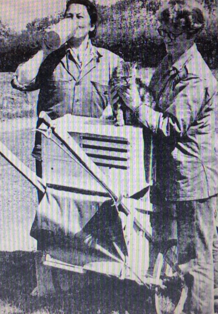 Meg Peckham and Ida Woodham