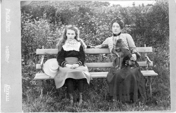 Elizabeth Harcus Smith and her mother
