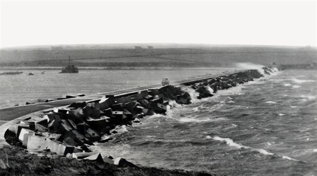 No. 4 barrier long ago, 1