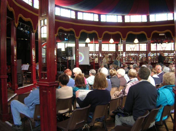 MAGFEST SPIEGELTENT 2