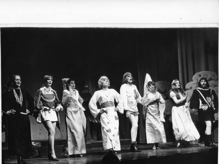 more panto