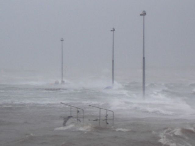 Holm Pier under a fair depth of water