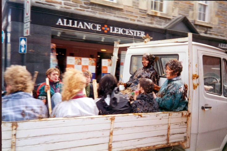 Ladies Blackening Albert St 97