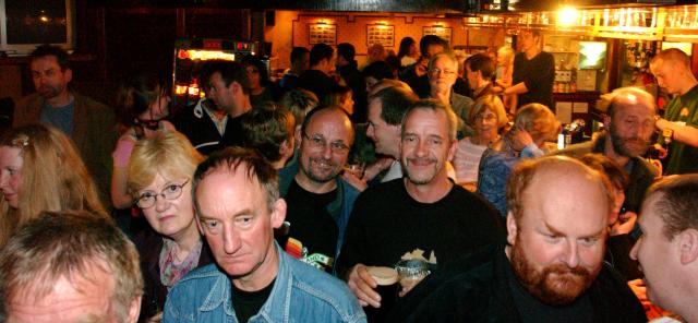 Blues crowd 2004