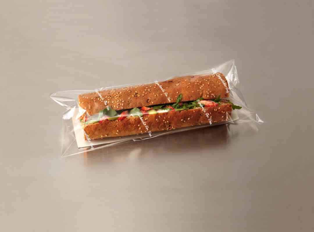 BLA009 - Blanco Baguette Bag