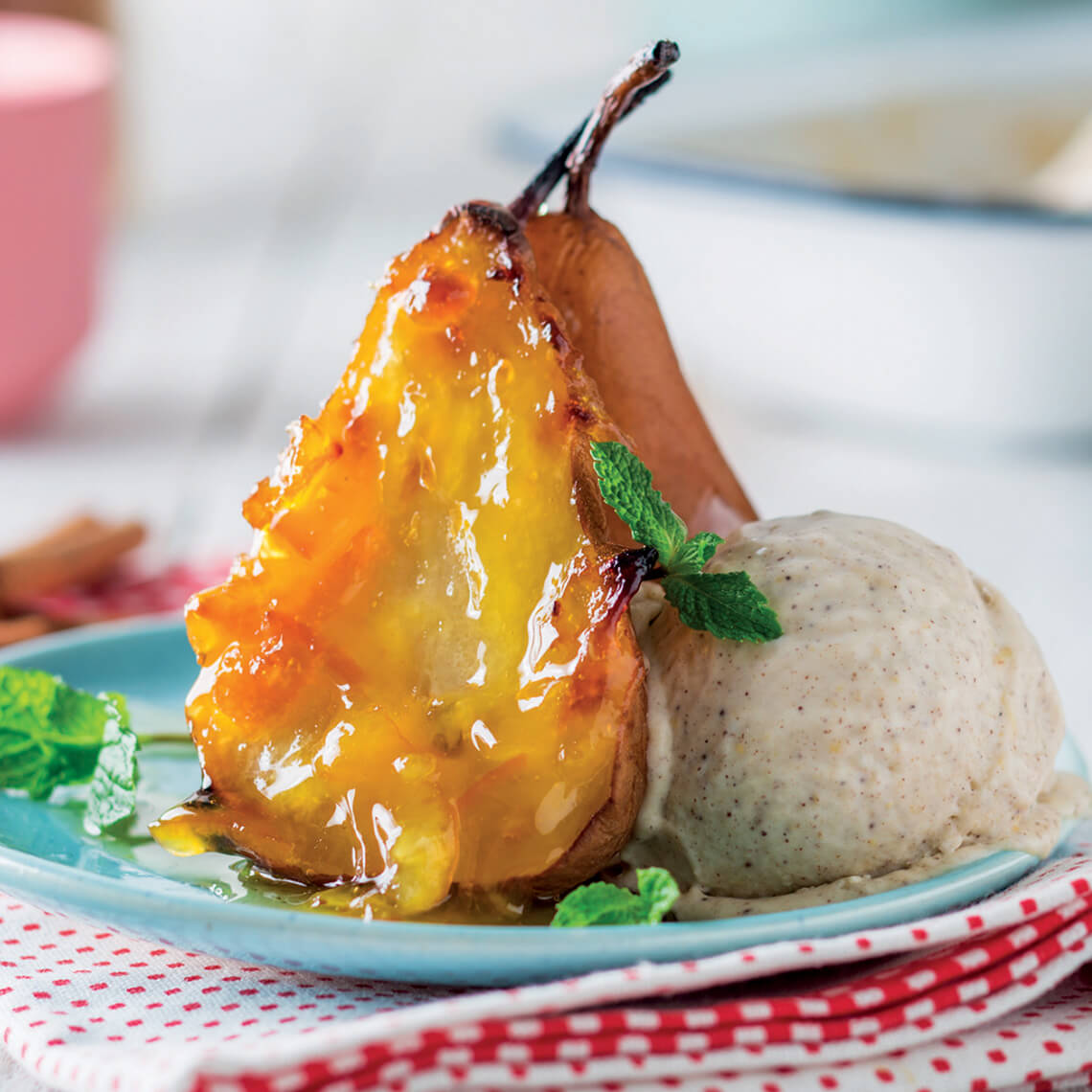 Marmalade pears with ice cream