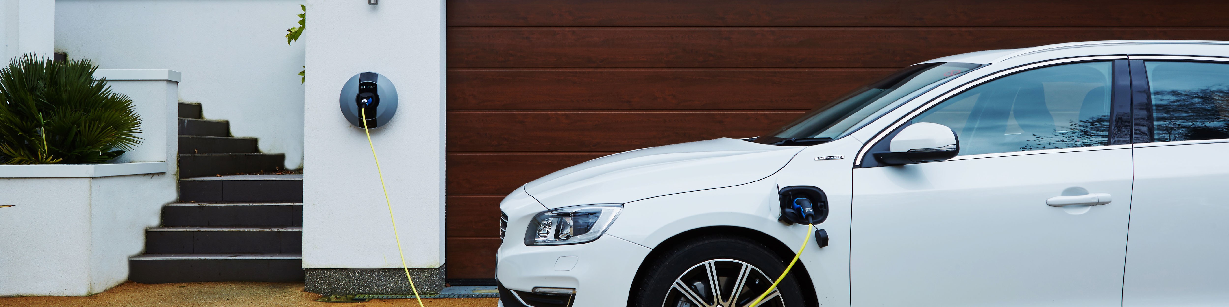 Volvo-Cars-UK-blog-post-artwork-01-01