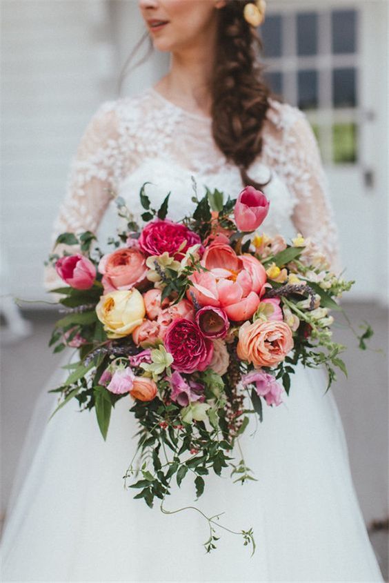 Сolorful wedding bouquet