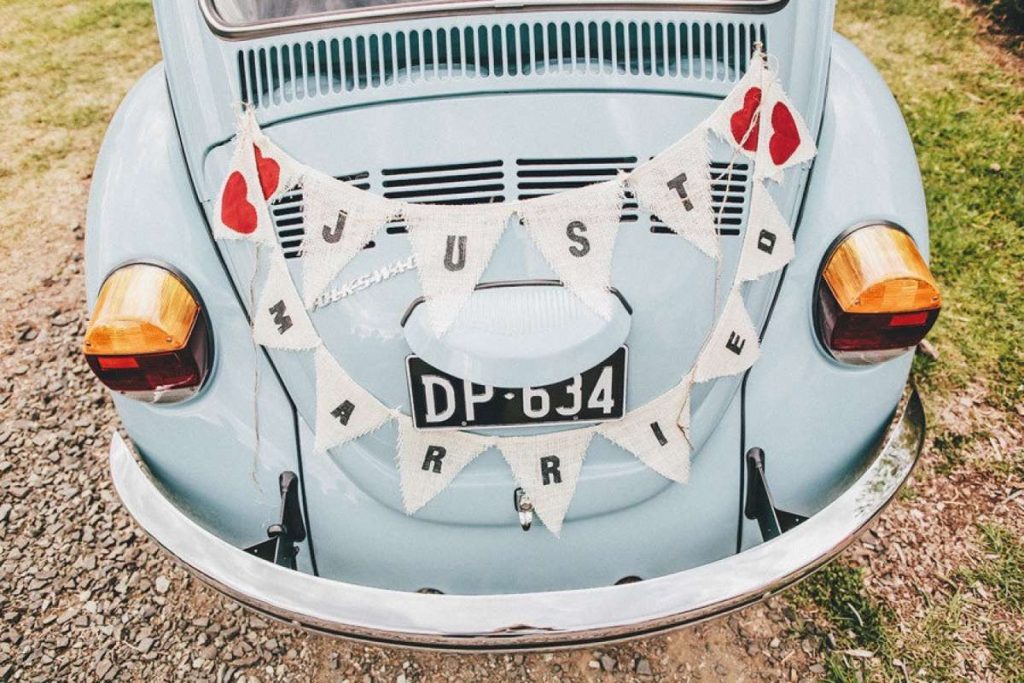 vintage wedding car decorations