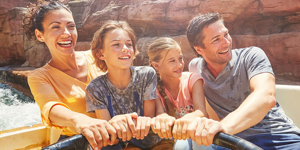 ATRACCIONES FAR WEST