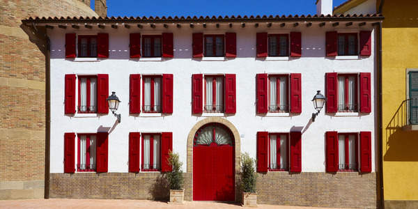 Дом Энцо Феррари Ferrari Land