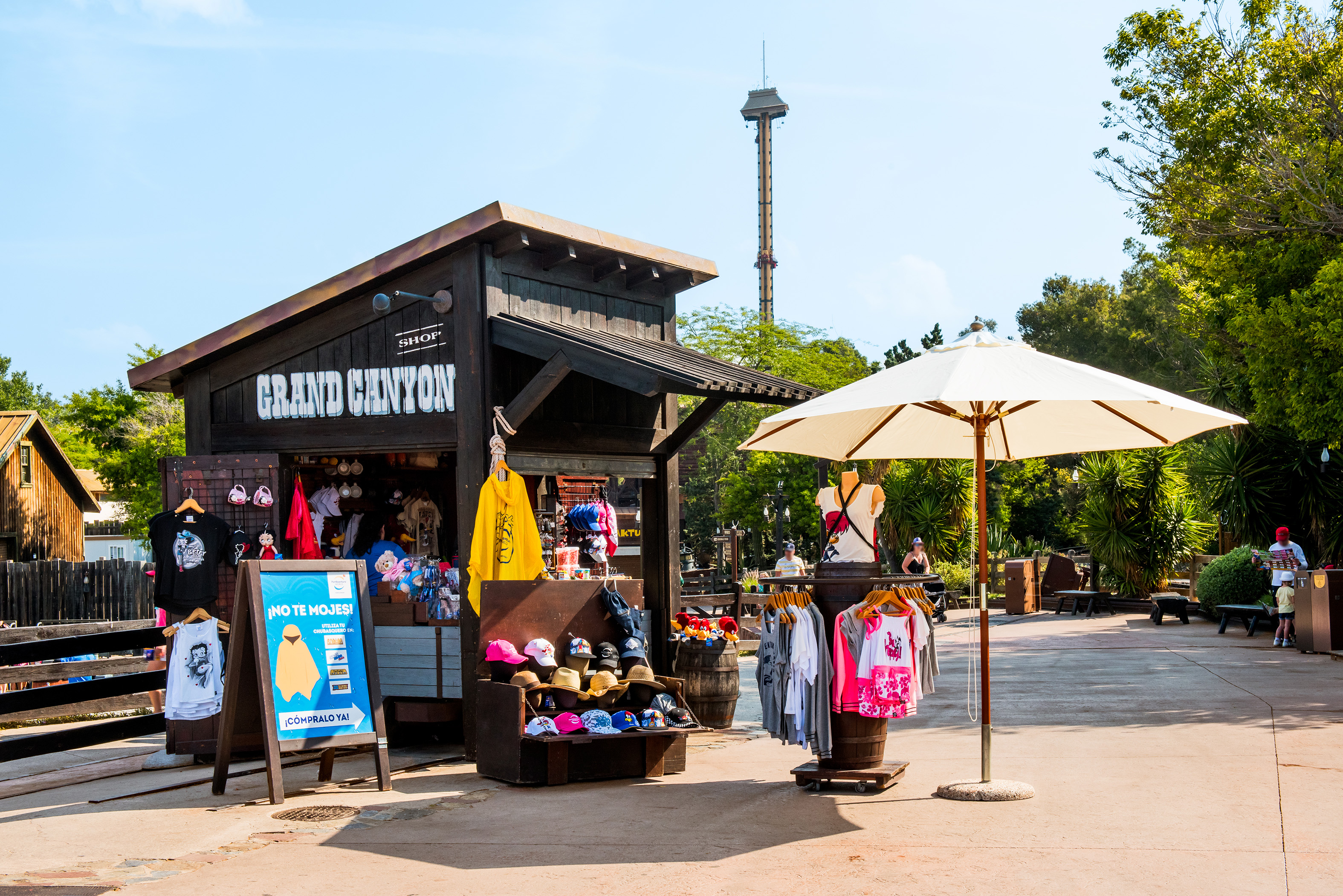 Gran Canyon Rapids Shop 1