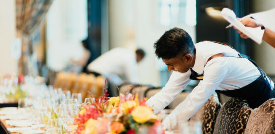 Zakres obowiązków kierownika sali w restauracji Zakres obowiązków kierownika sali w restauracji