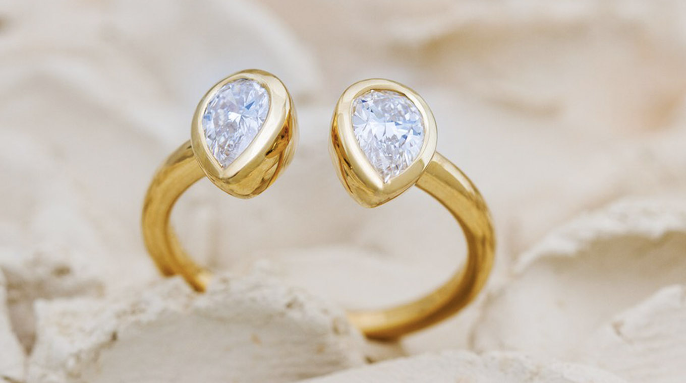 Sustainable engagement rings thesis gems