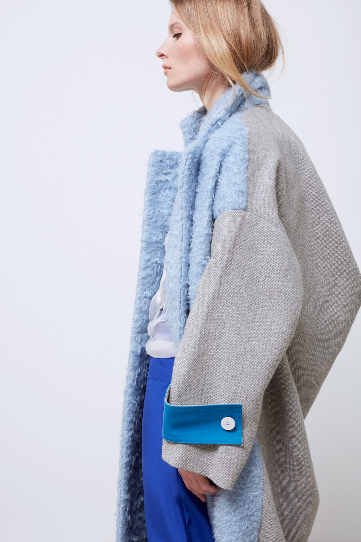 2. BAV TAiLOR_AW20 ANANTA_lokya infinity coat mohair