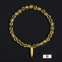 Item - A gold necklace - J-STAGE Data - Figshare