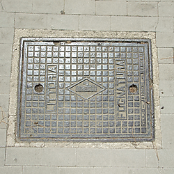 Latina (Littoria) manhole cover lettering version 7