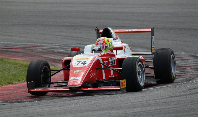 Tris di pole per Fittipaldi