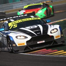 Vittoria Aston a Brands Hatch