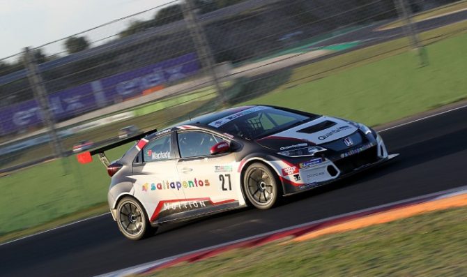 Machado (Honda) fa la pole