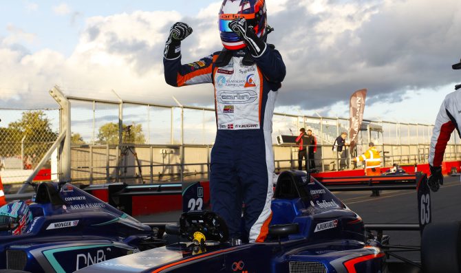Kjaergaard reignites championship battle