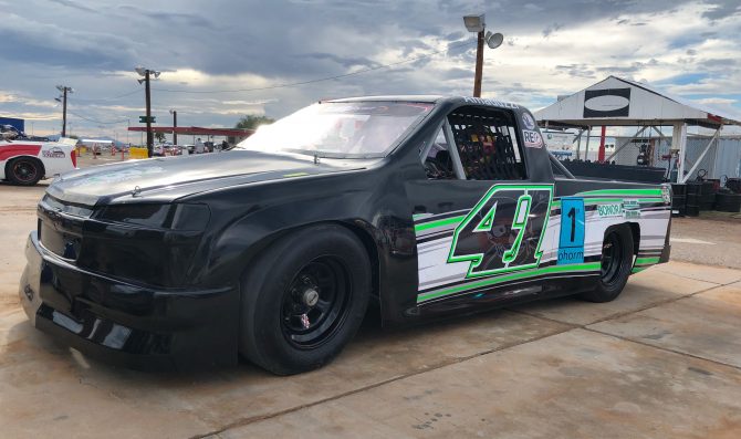 Amaduzzi in azione al Tucson Speedway