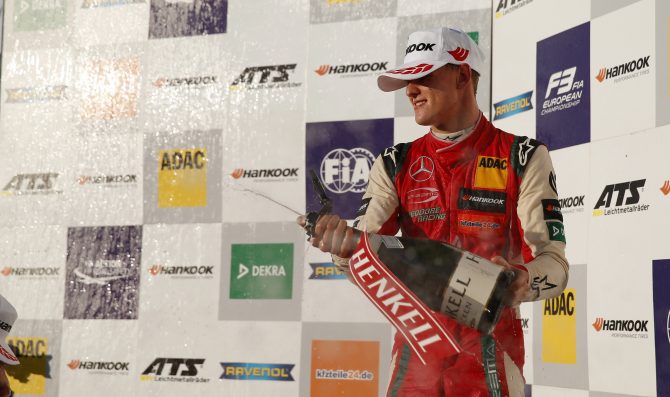 Schumacher secures FIA F3 title
