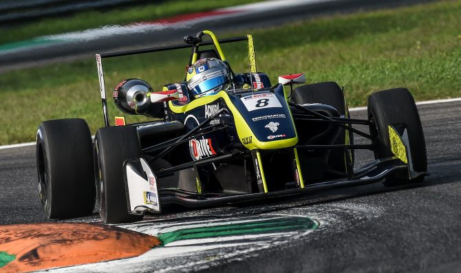 Schott makes Euroformula Open debut