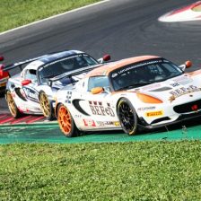 Lotus Cup, finale a tre
