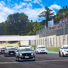 La smart e-cup diventa Tricolore
