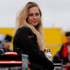 Sophia Florsch enters F.Regional