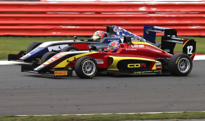 British F3 storms to Silverstone