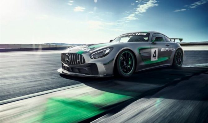 V-Action con due Mercedes GT4