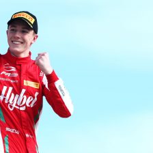 Vesti steps up to FIA Formula 3