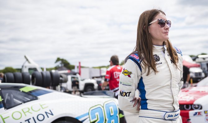 Julia Landauer joins PK Carsport