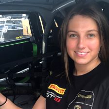 Una ragazza nell’Australian GT