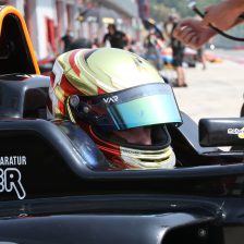 Estner to debut with VAR