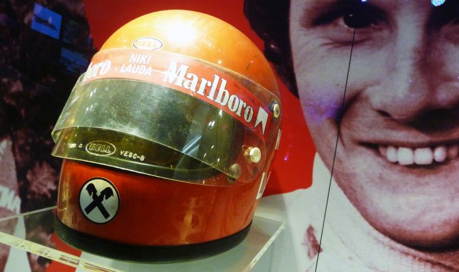 I caschi di Formula 1, simbolo dei tempi