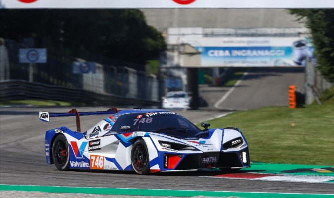 12H Monza: guida la KTM GTX