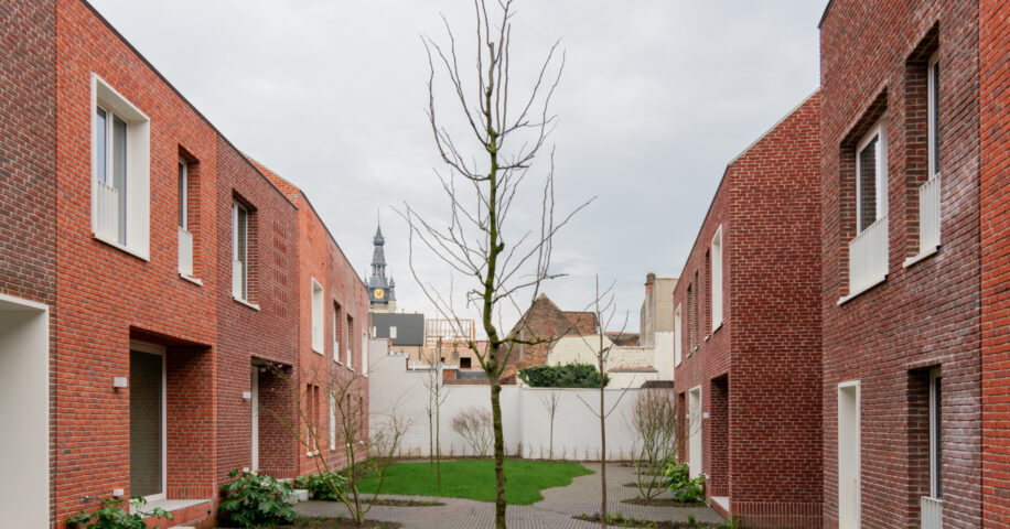 Kortrijk 11 huurwoningen + 6 koopwoningen in Kortrijk - beeld 2