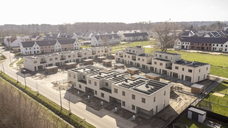 25 woningen in Oostakker door Damman