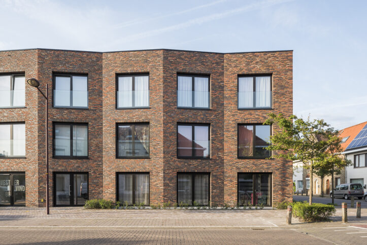 14 appartementen in Oostende door Damman
