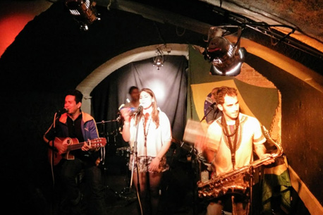Soirée gratuite tous les soirs : magie, concert, théâtre, etc. 巴黎来了！每晚新花样，免费夜生活等你来嗨