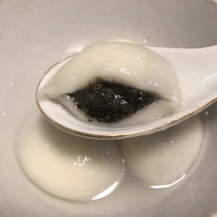 来来来吃元宵啦