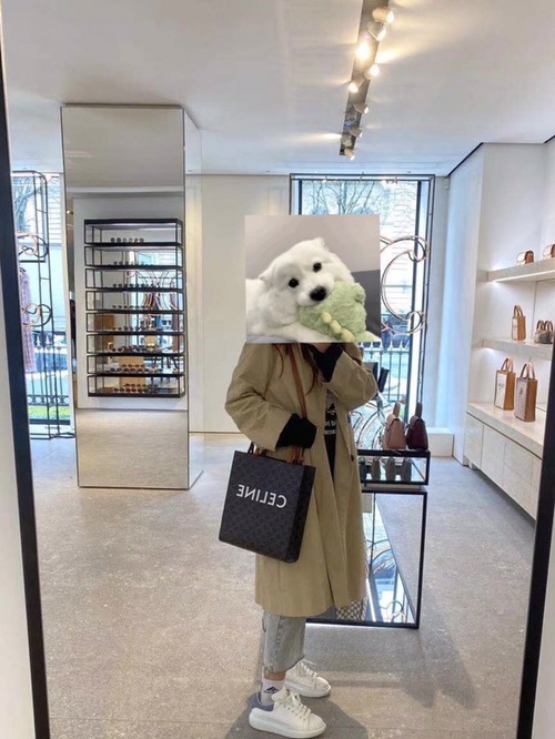 各位刘亦菲们帮忙选个包🛍️