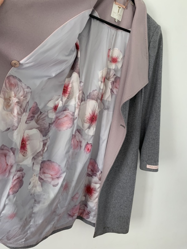Ted baker大衣