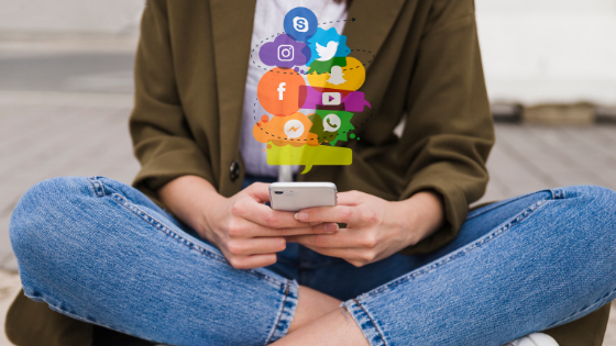What schools could gain from engaging with social media.png