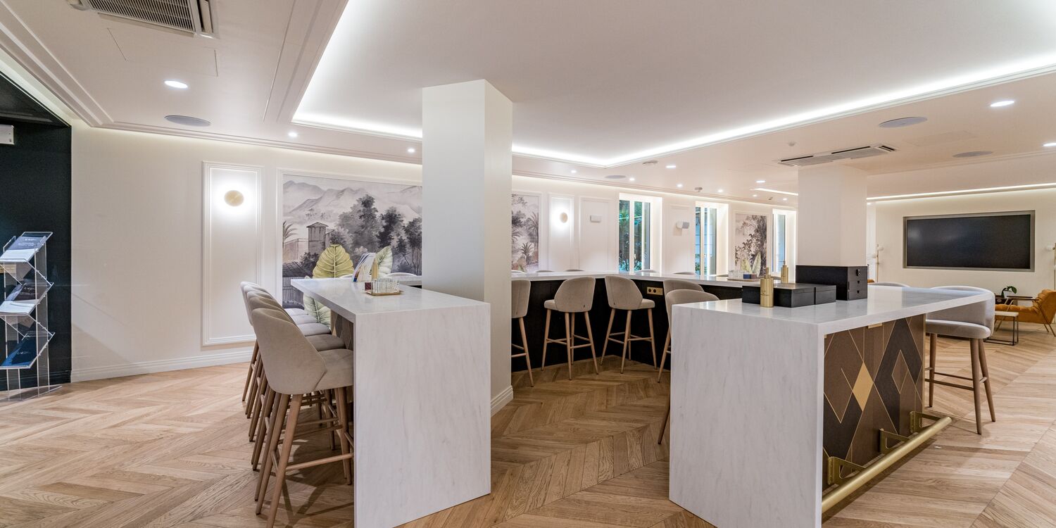 Luxuryhotelschool