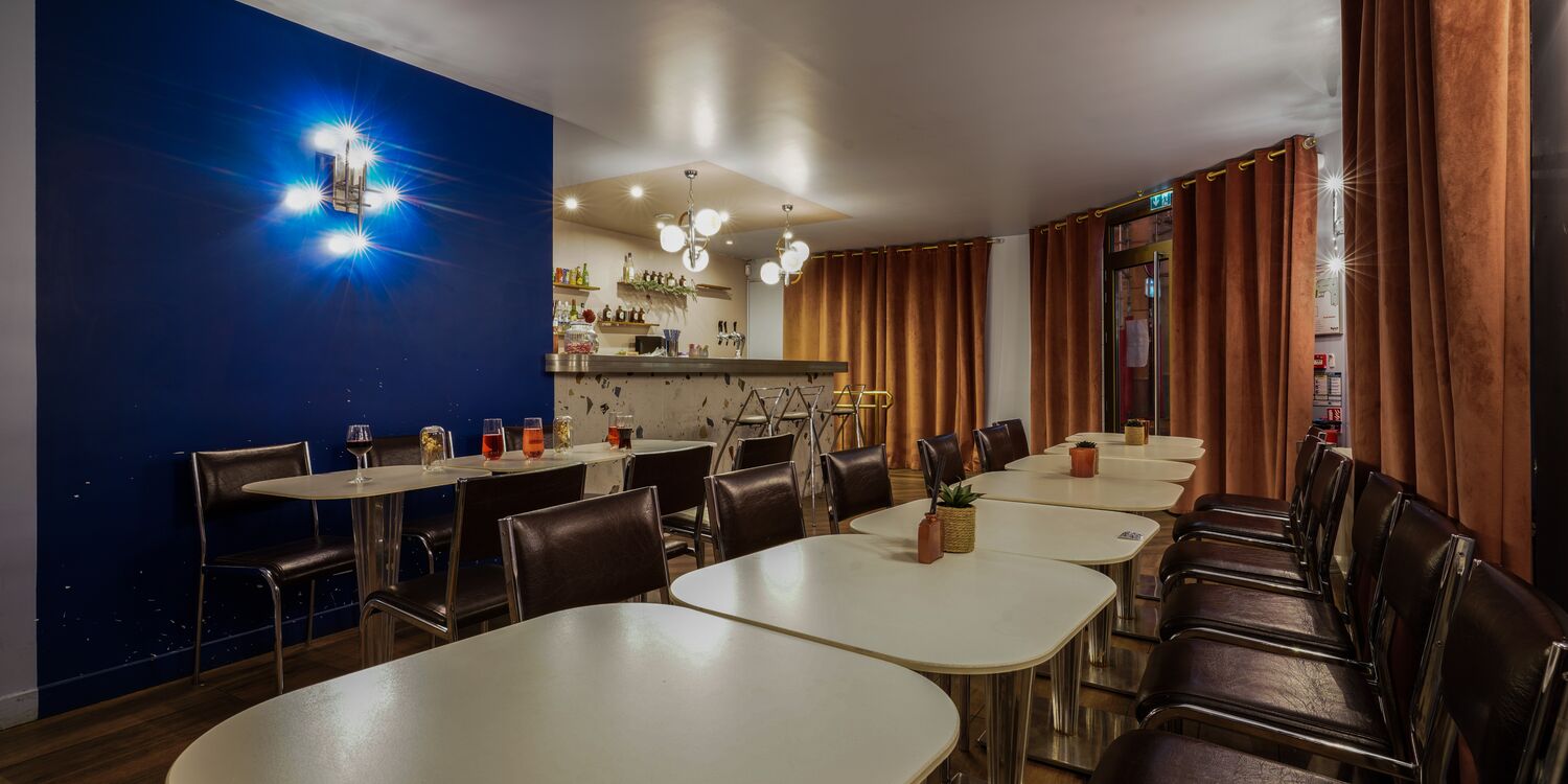 Pin Up Bar Privateaser