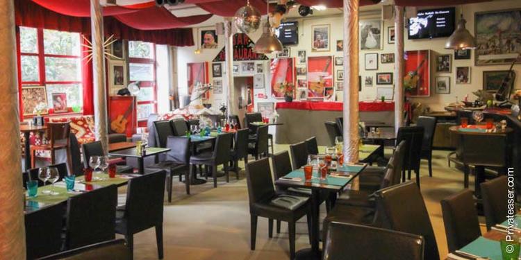 Restaurant Dans Les Puces De Saint Ouen La Chope des Puces, au Saint Ouen